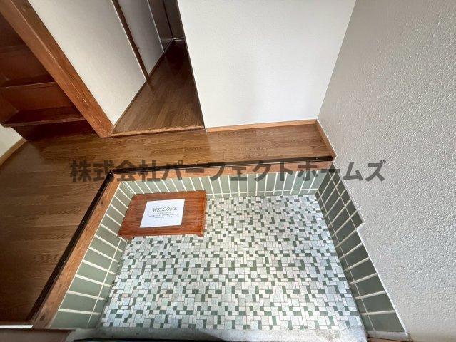 成田町戸建　賃貸の玄関|きれいな玄関です