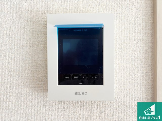 堺市美原区小寺　新築一戸建てのセキュリティ|カラーモニターインターホン！声だけでなく来訪者の姿や顔がモニターで確認できるので、小さなお子様がいらっしゃるご家庭でも安心できます！