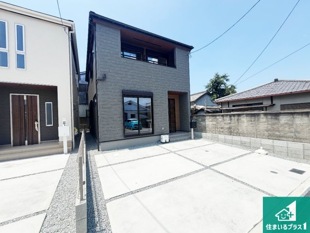 堺市美原区小寺　新築一戸建ての外観|お客様に長く安心して住んでいだだける事にこだわった家づくり！住んでからのアフターサービスにもしっかりと取り組んでいます！