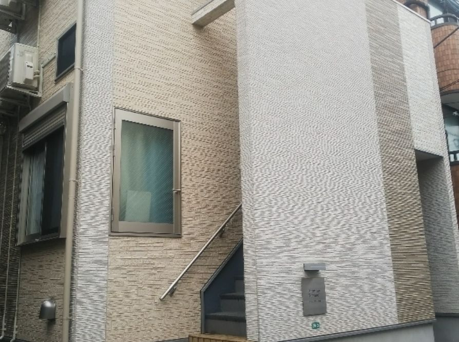 グラン・クリュ笹塚のエントランス