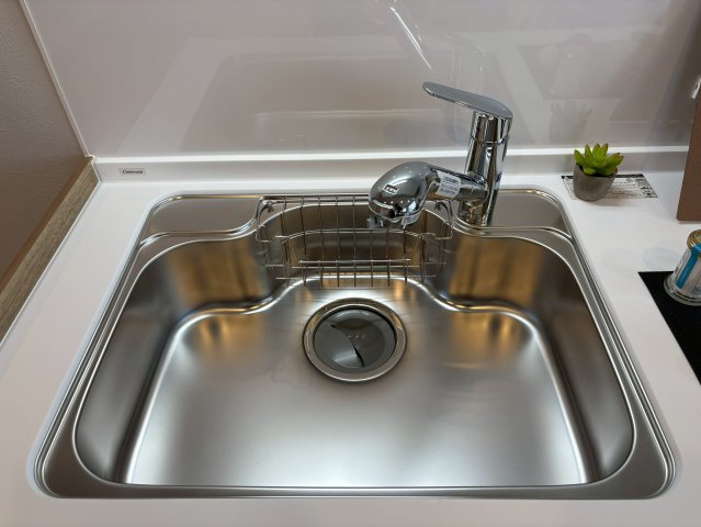 境谷西第2住宅団地16棟のその他|ステンレスシンクは汚れや錆に強く丈夫です◎