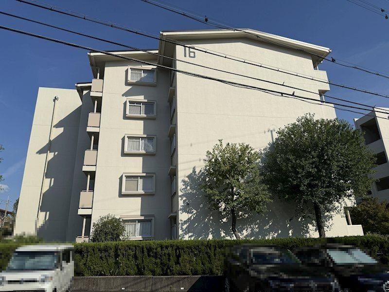 境谷西第2住宅団地16棟の外観|現地外観です◎RC造のしっかりした建物です！