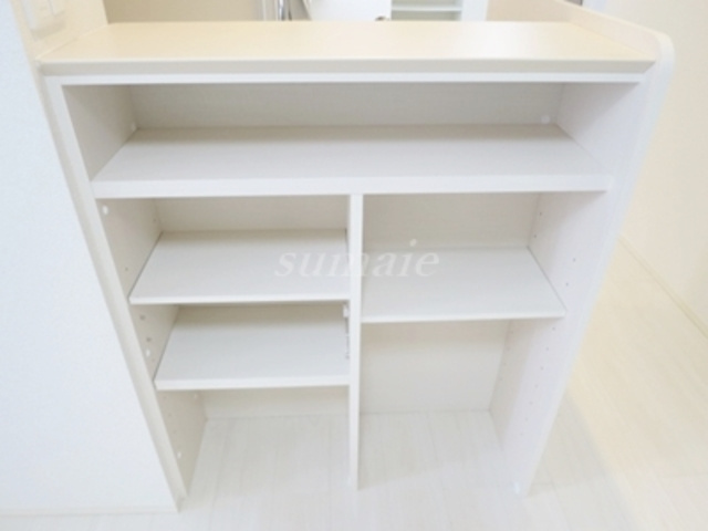 ヴィヴィアンのキッチン|カウンター下収納です☆