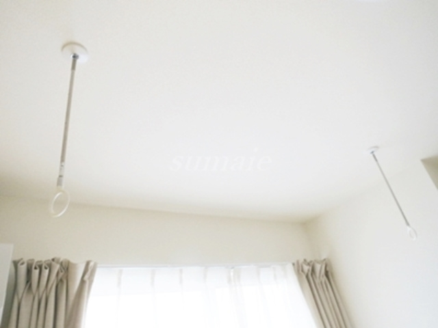ヴィヴィアンの設備|室内物干し金具です☆