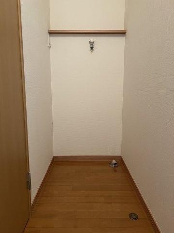 オーキッドBの設備|洗濯機置場