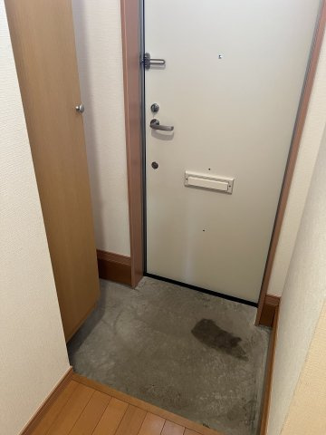 オーキッドBの玄関