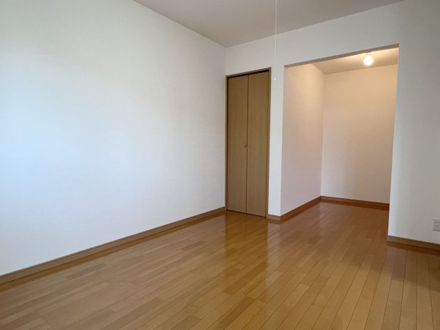 オーキッドBの洋室|洋室6帖