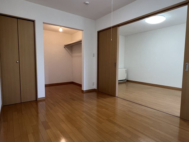 オーキッドBの洋室|洋室6帖