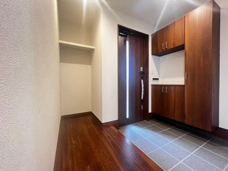 【玄関】の画像