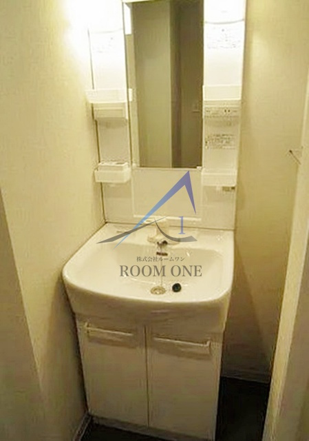 ウィステリア両国の洗面所|洗面台です。