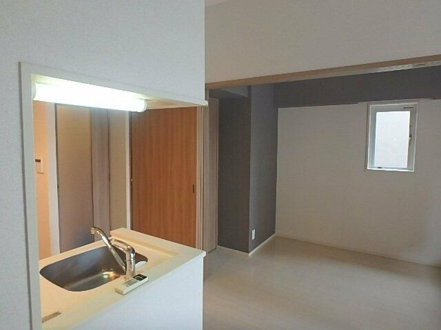 Ｒａｆｆｉｎｅ　雷門の居間・リビング