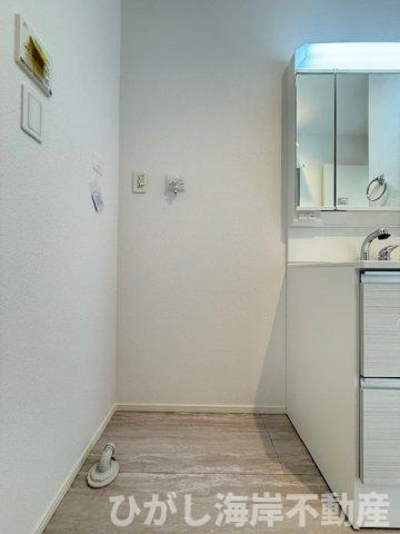 平塚市東中原2丁目　新築戸建　全3棟のランドリースペース|洗濯機置場