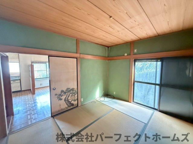 茄子作1丁目戸建の和室|明るい和室です