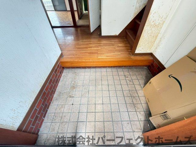 茄子作1丁目戸建の玄関|ゆったりとした玄関です