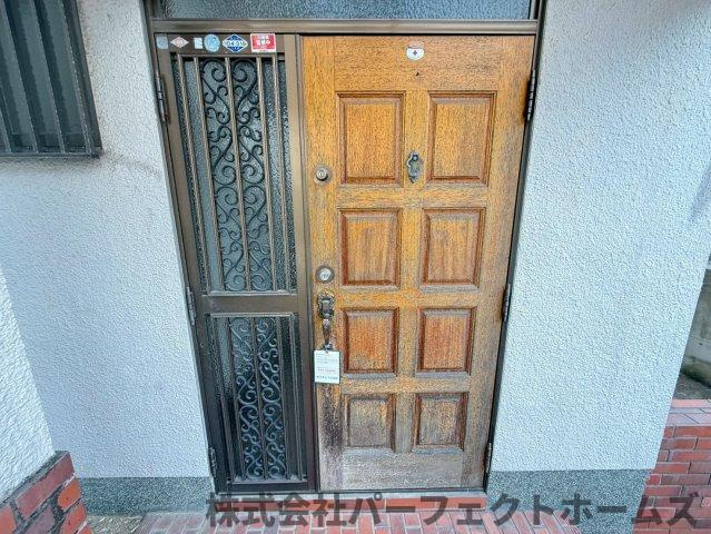 茄子作1丁目戸建の玄関|ゆったりとした玄関です