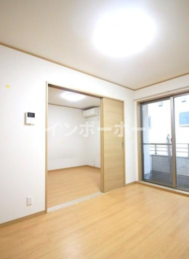 ラヴェール新生の内装