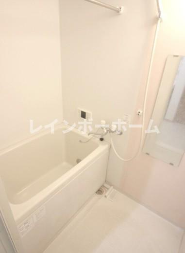 ラヴェール新生の浴室