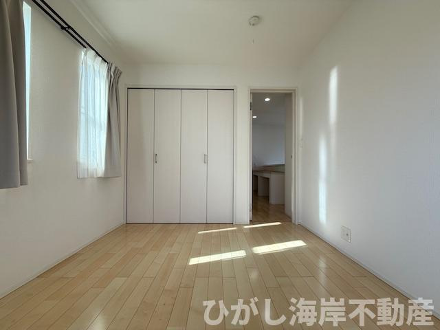 平塚市南原３丁目　中古戸建の子供部屋|5.2帖　洋室