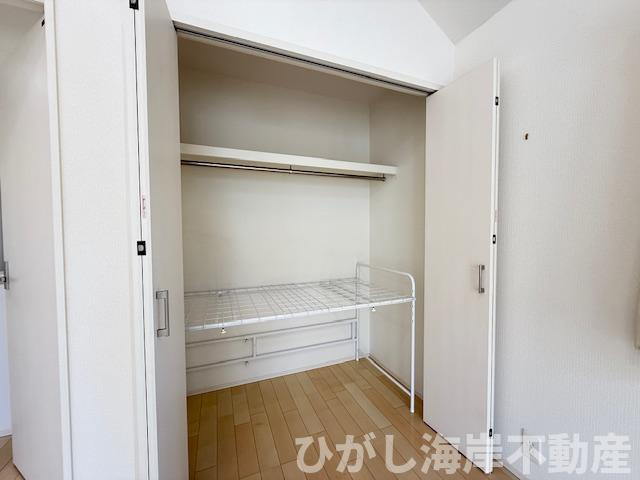 平塚市南原３丁目　中古戸建の収納|各居室　収納スペース付き