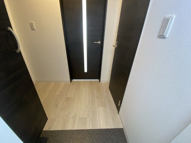 ジーメゾン見沼大和田サウスの玄関