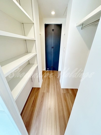 藤沢市辻堂６丁目の賃貸マンションの収納