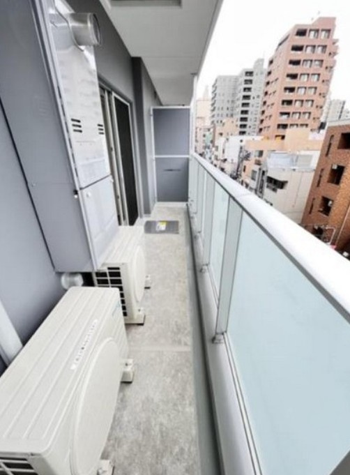 広々としたバルコニーです