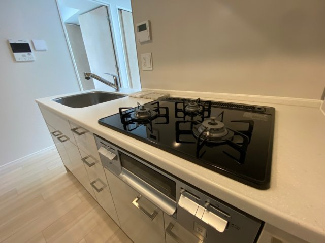 コンパクトなキッチンで掃除もラクラク