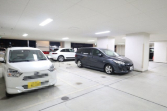 スプランディッド新大阪DUEの駐車場