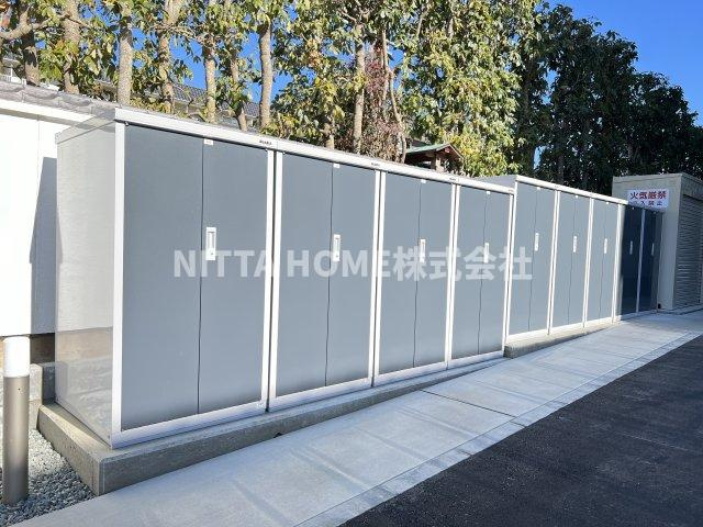 グラン・エストヴィルのその他|外部物置が付いています◎