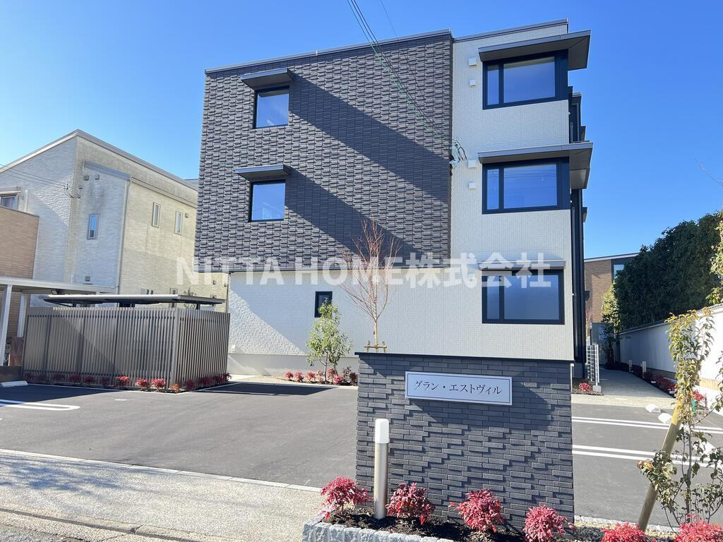グラン・エストヴィルの外観|築浅物件★インターネット無料◇エコジョーズを採用＊