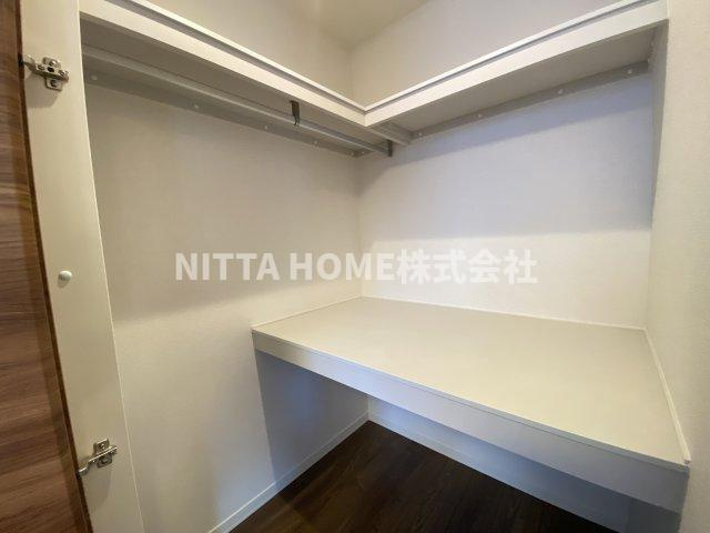 グラン・エストヴィルの収納|収納豊富なウォークインクローゼット☆