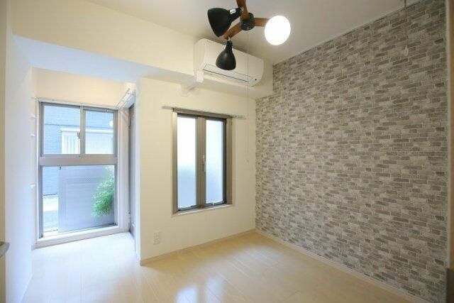 マーベラス鶯谷の寝室