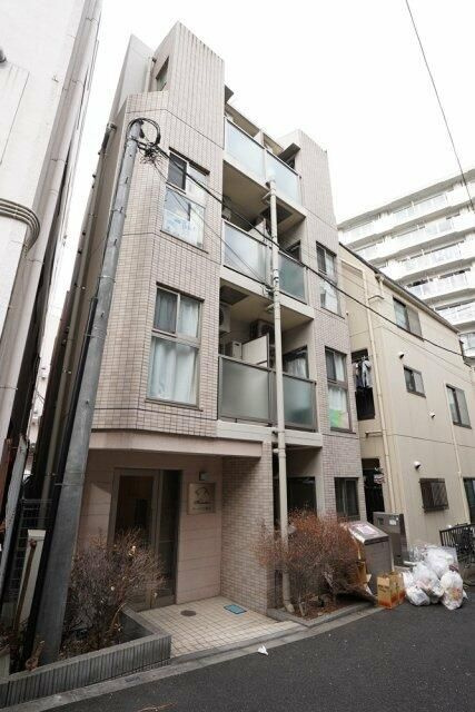 マーベラス鶯谷の外観