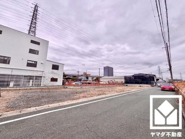 伏見区毛利町の前面道路含む現地写真