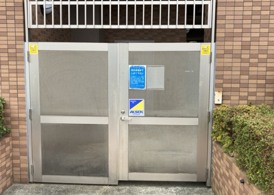 【駐輪場】 | グランシティ八王子 | マンションの駐輪場は、事前に空きがあるか確認を取ると安心です。せっかく入居したのに駐輪スペースがない！なんてことになったら大変ですよね。そこで、内見時や購入前にはまず事前に確認しておくと良いでしょう。