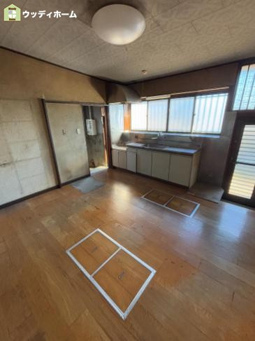 春日部市永沼　中古一戸建てのキッチン