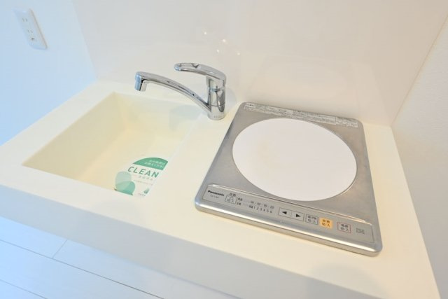 新宿区市谷台町の賃貸マンションのキッチン|（同一仕様写真）