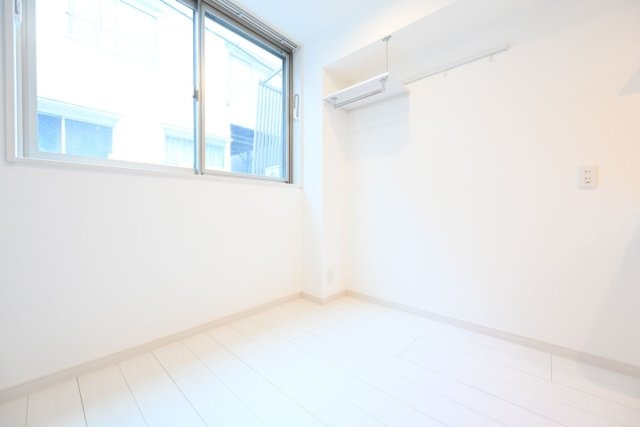 新宿区市谷台町の賃貸マンションの居間・リビング|（同一仕様写真）