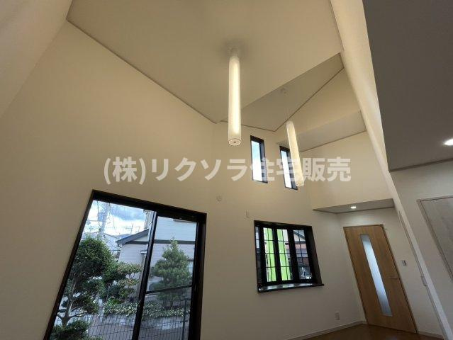 茄子作1丁目　中古一戸建てのダイニング|LDK23.0帖
■物件内覧・資金計画相談・住宅ローン相談、リフォーム相談、お問合せ受付中■
※当日・翌日のご内覧、ご相談はお電話でのお問合せがスムーズです！