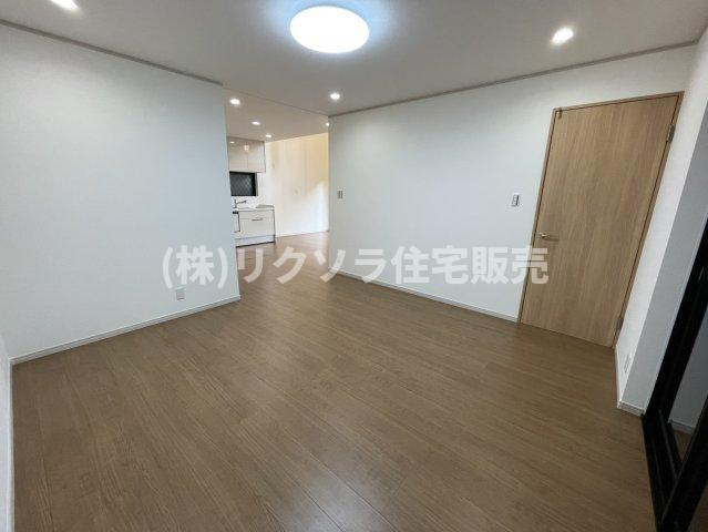 茄子作1丁目　中古一戸建てのダイニング|LDK23.0帖
■物件内覧・資金計画相談・住宅ローン相談、リフォーム相談、お問合せ受付中■
※当日・翌日のご内覧、ご相談はお電話でのお問合せがスムーズです！