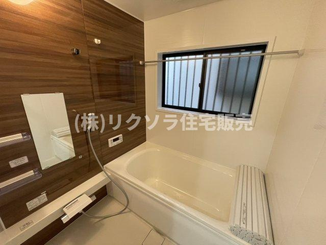 茄子作1丁目　中古一戸建ての浴室|浴室乾燥機付き
■物件内覧・資金計画相談・住宅ローン相談、リフォーム相談、お問合せ受付中■
※当日・翌日のご内覧、ご相談はお電話でのお問合せがスムーズです！