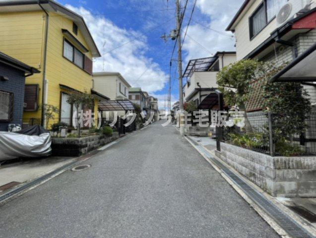 茄子作1丁目　中古一戸建ての前面道路含む現地写真|■物件内覧・資金計画相談・住宅ローン相談、リフォーム相談、お問合せ受付中■
※当日・翌日のご内覧、ご相談はお電話でのお問合せがスムーズです！