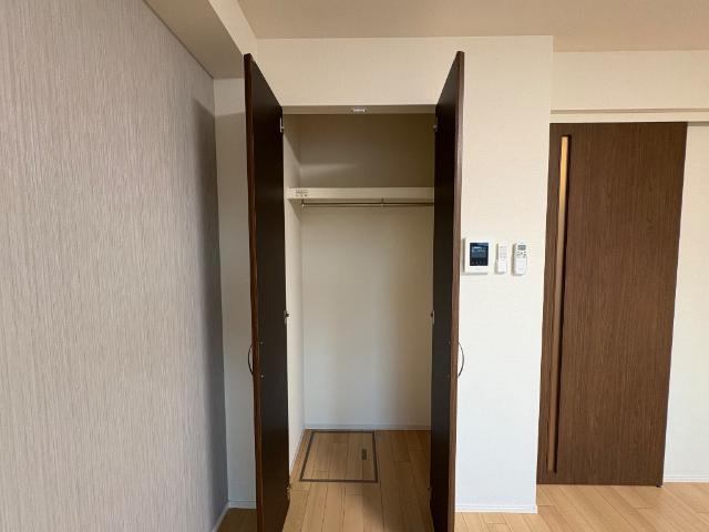 ソレイユ蓮台寺の収納|クローゼット