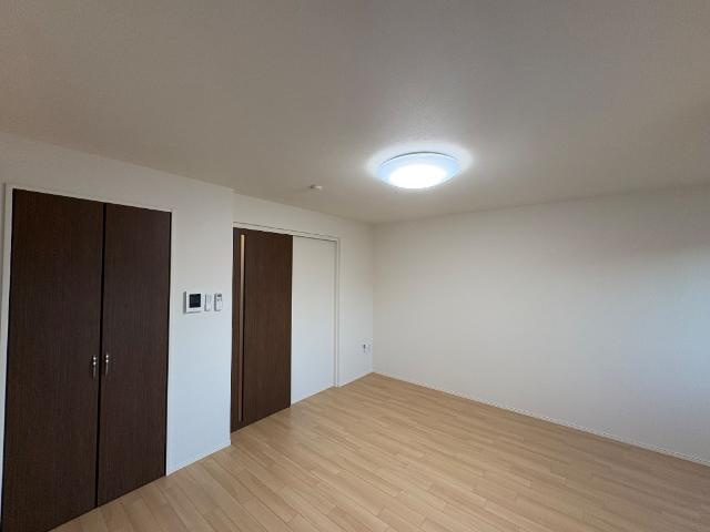 ソレイユ蓮台寺の内装|洋室