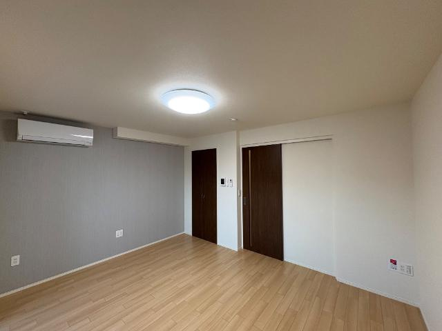 ソレイユ蓮台寺の内装|洋室