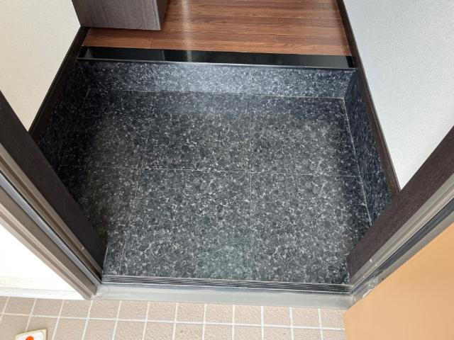 スカイヴィレッジ城南Ｂ棟の玄関|玄関先です