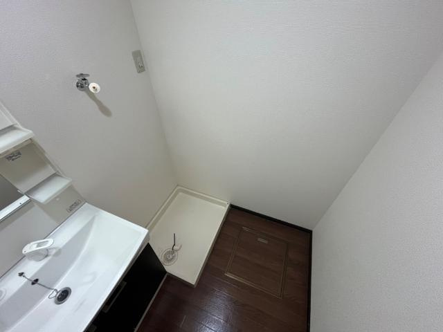 スカイヴィレッジ城南Ｂ棟の洗面所|室内の洗濯機置き場