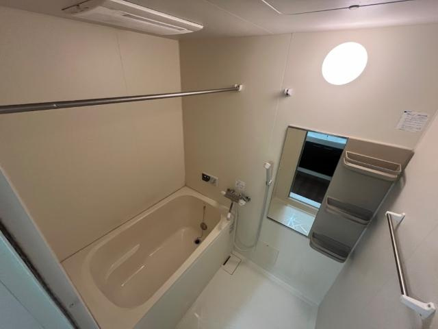 スカイヴィレッジ城南Ｂ棟の浴室|サーモ水栓付き浴室