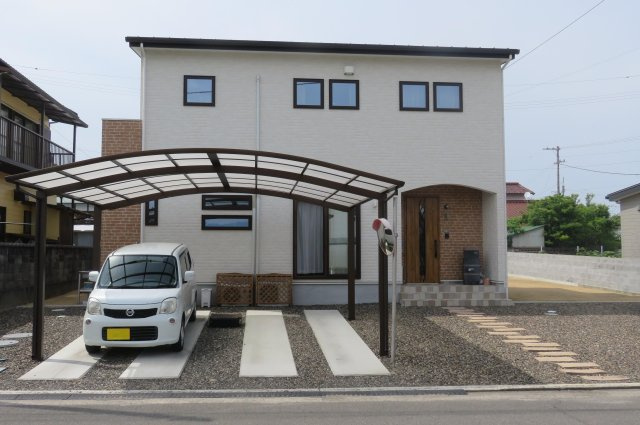 西条市新市の中古一戸建