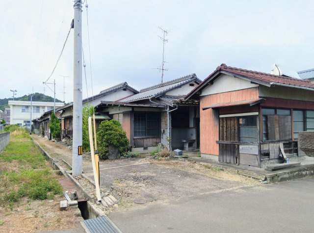 新居浜市郷１丁目の売地
